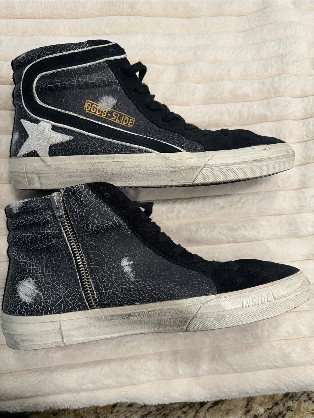 Golden Goose Black High-Top Sneakers with White Star size 41 Unisex